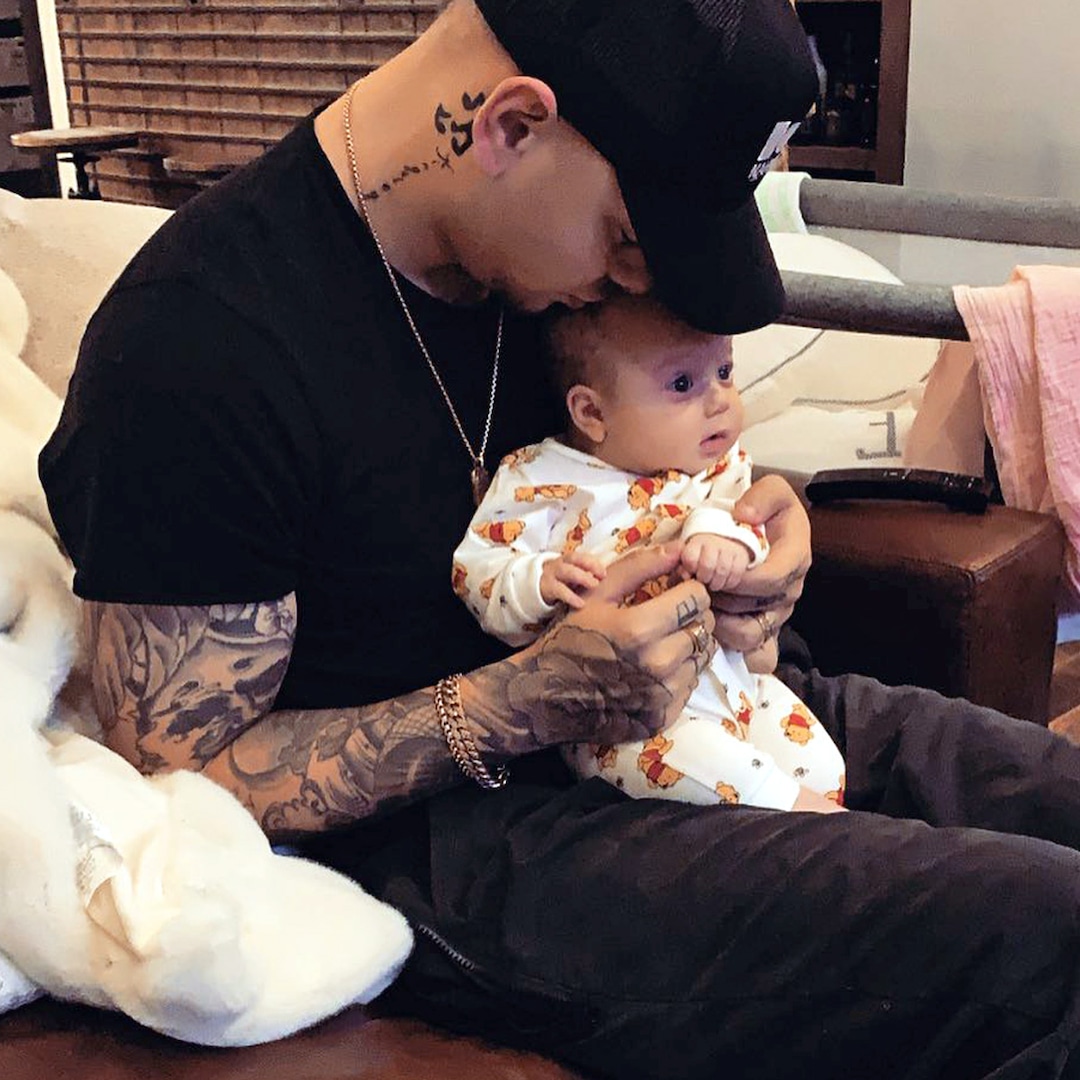 Photos from Kane Brown's Most Adorable Dad Moments - E! Online